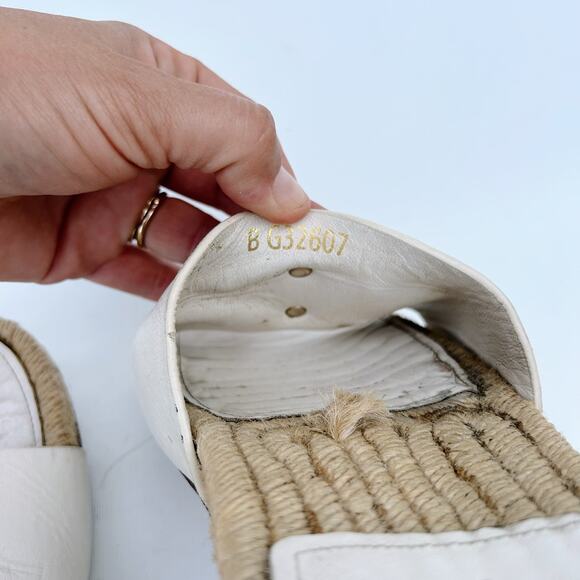 Chanel Authentic White Leather Espadrilles Flats Sandals Slides CC 9 Jewels 40 - Picture 10 of 12